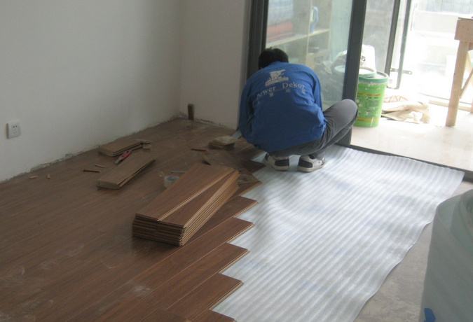 木地板安装