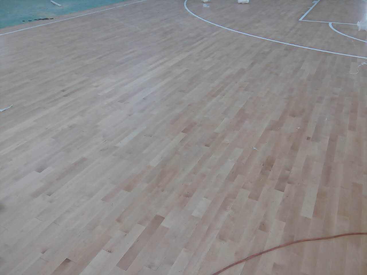 深圳体育场木地板安装